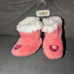 Brand New with Tags. Sesame Street Elmo Plush Booties Size 0-6 Months Brand New